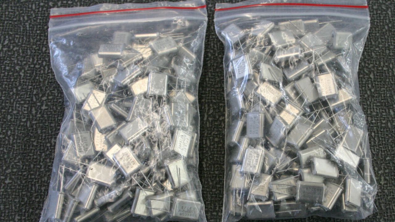 The Role of Bulk Crystal Oscillators in Modern Vehicle Technology